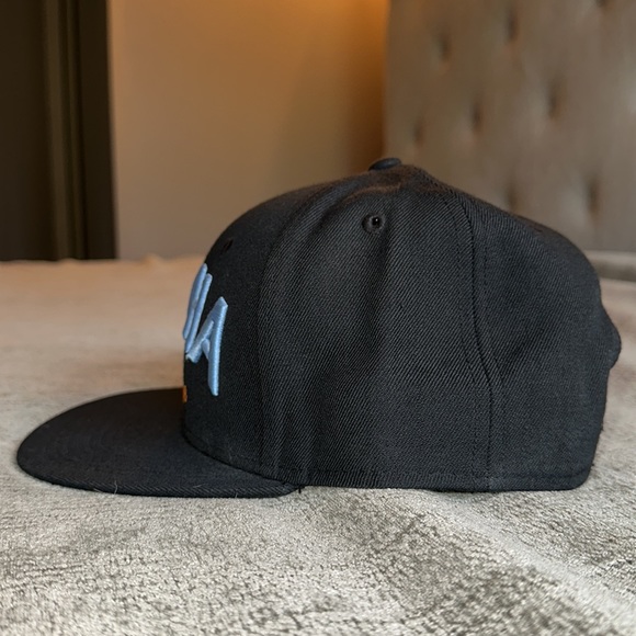 Aloha Xchng SnapBack hat - Picture 4 of 6